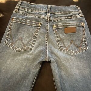 Girls size 12 slim Wrangler boot cute jeans